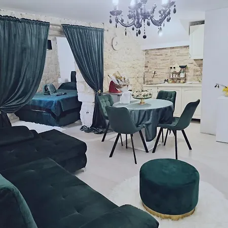 Diokleciana Apartment